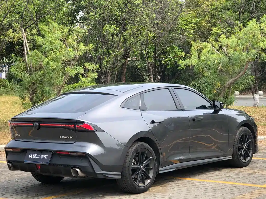 Changan UNI-V — миниатюра 11