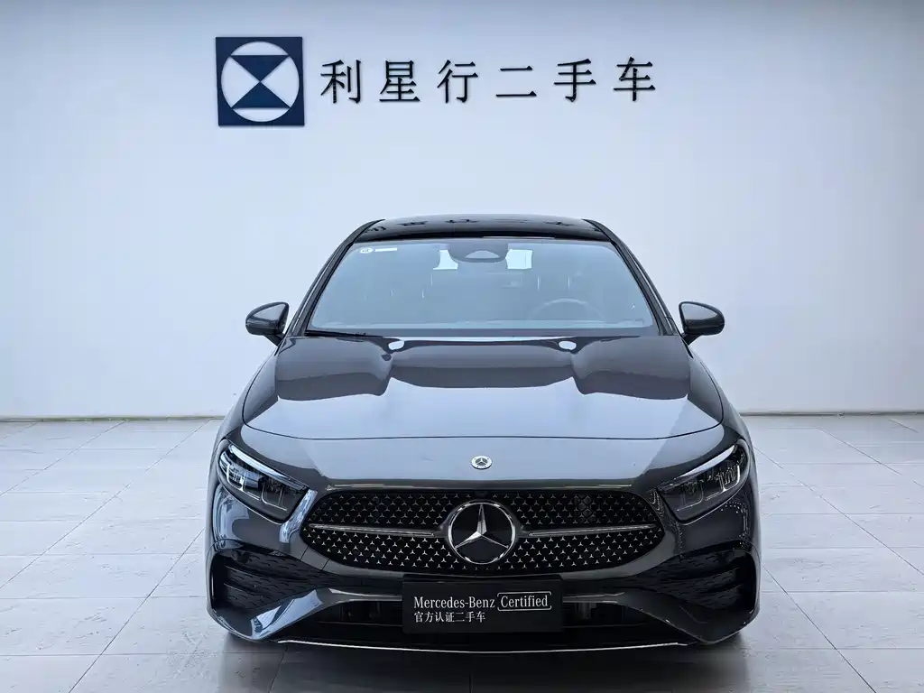 Mercedes-Benz A-Class A 2023 A 200 L Fashion
