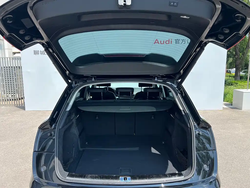 Audi Q5L — миниатюра 10
