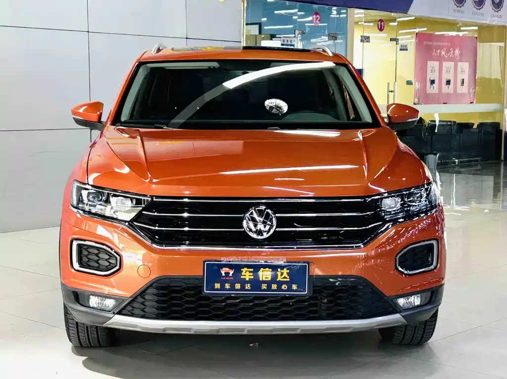 Volkswagen T-Roc — миниатюра 2