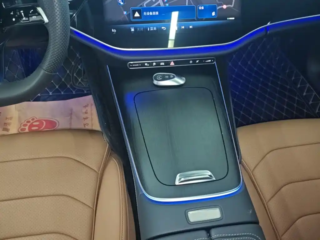 Mercedes-Benz E-Class New Energy — миниатюра 14