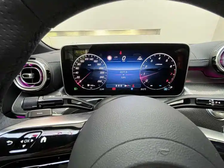 Mercedes-Benz C-Class — миниатюра 4