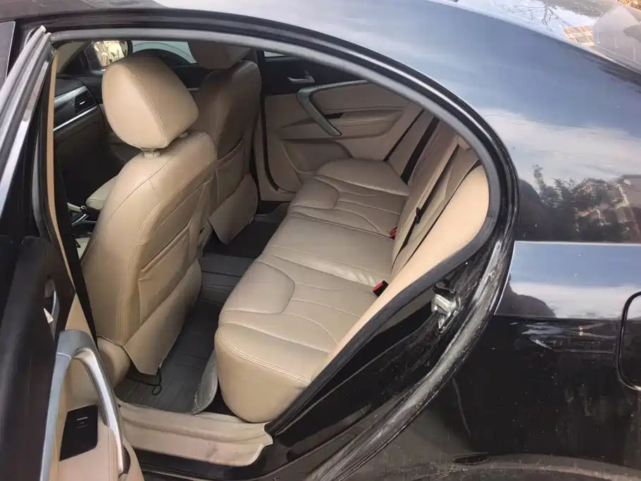 Geely Emgrand — миниатюра 11
