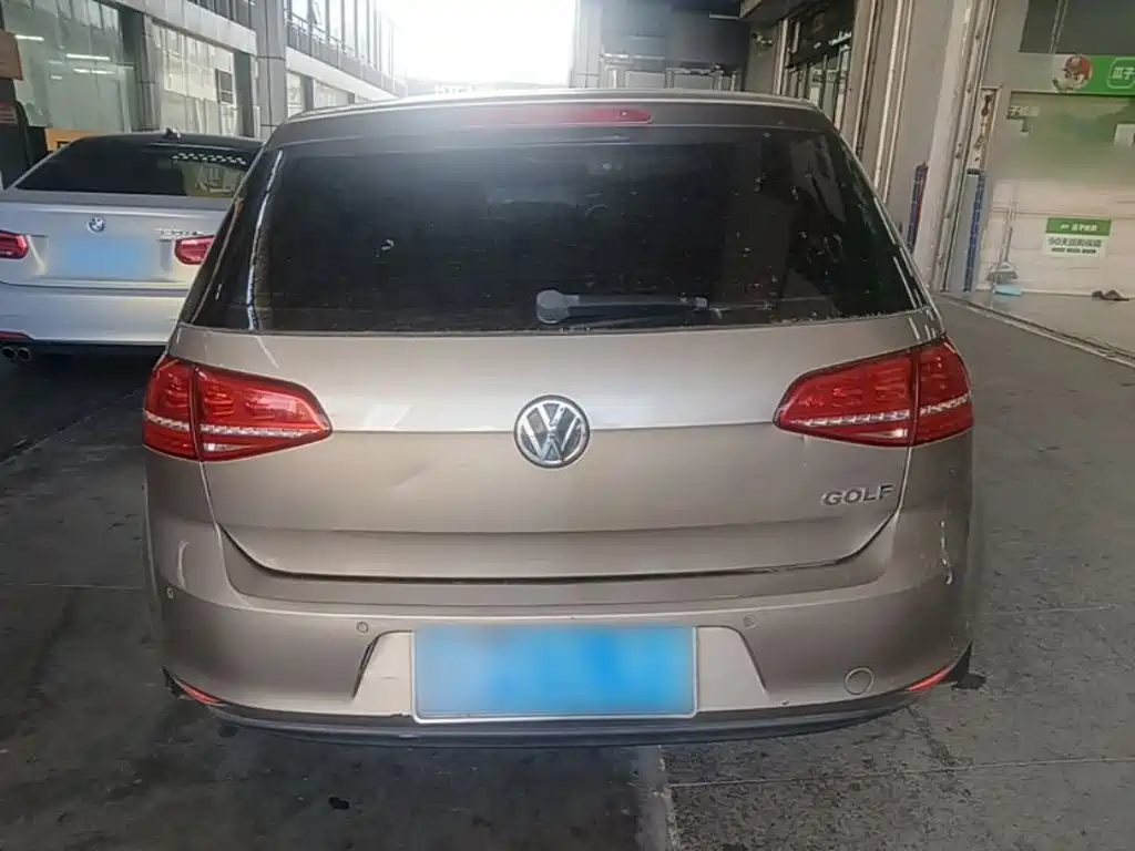 Volkswagen Golf — миниатюра 6