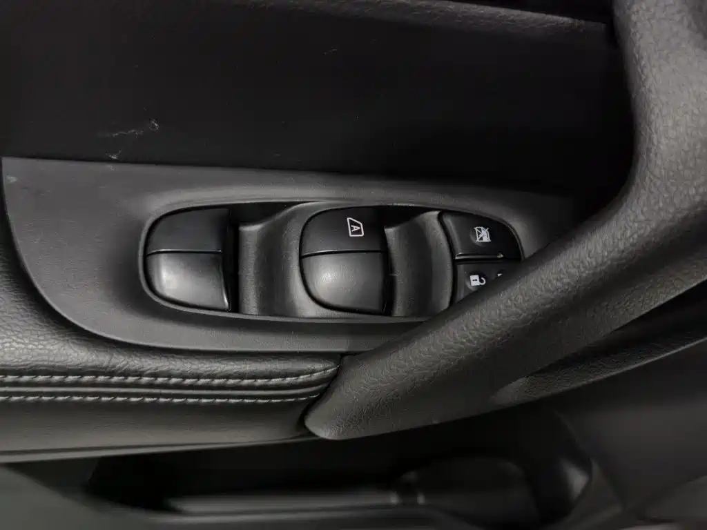 Nissan X-Trail — миниатюра 9
