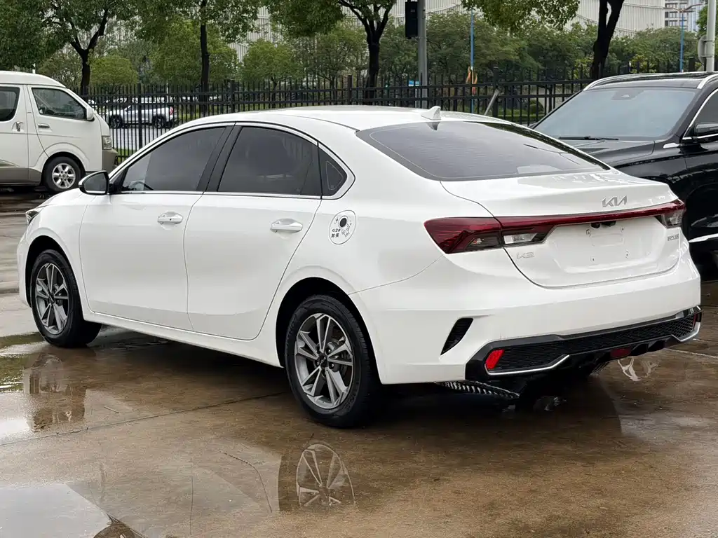 Kia K3 — миниатюра 5