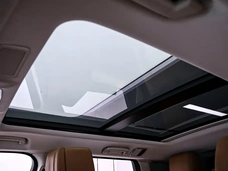 Land Rover Sport — миниатюра 12