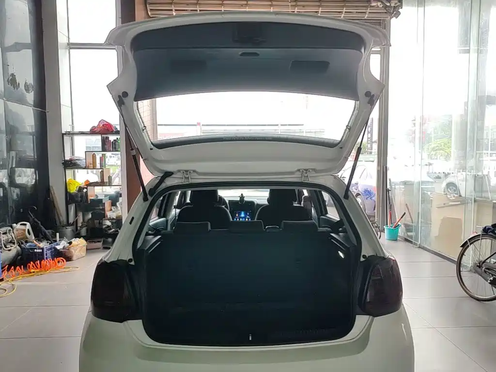 Volkswagen Polo — миниатюра 19