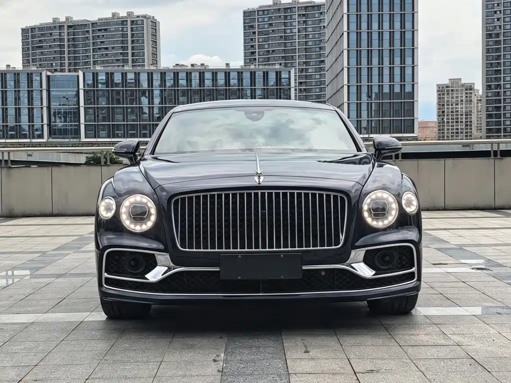 Bentley Flying Spur — миниатюра 2