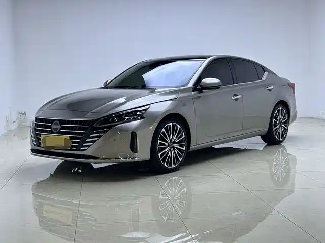 Nissan Teana 2024