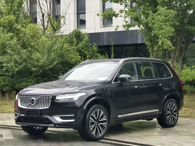 2023 Volvo XC90