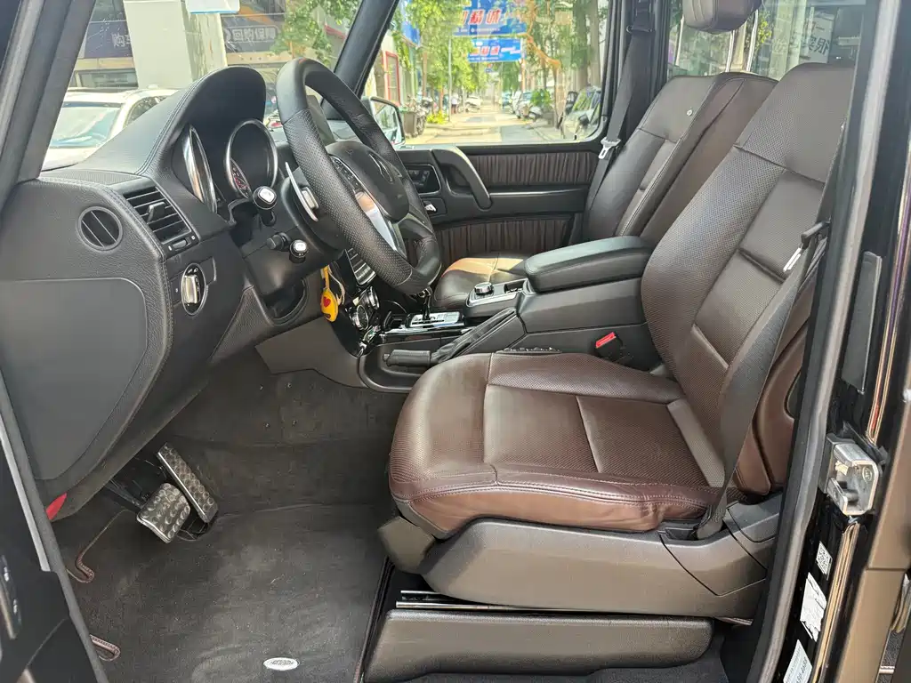 Mercedes-Benz G-Class — миниатюра 13