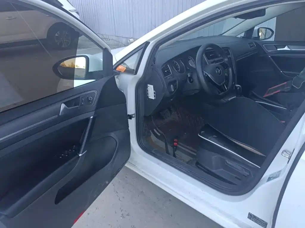 Volkswagen Golf — миниатюра 16