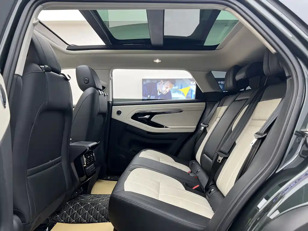 Land Rover Range Rover Evoque 2023 L 249PS Luxury