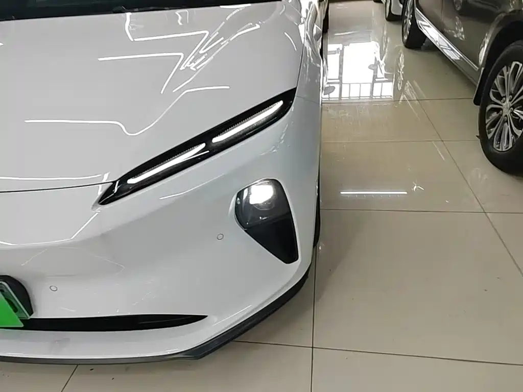 NIO ET5 — миниатюра 24