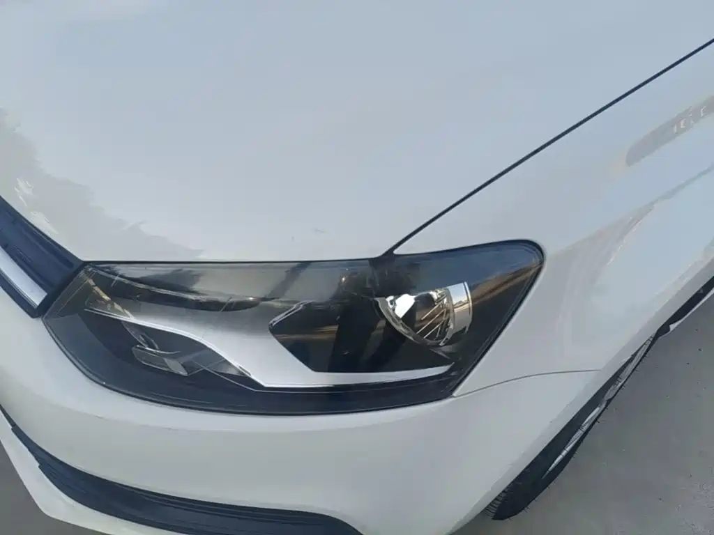Volkswagen Polo — миниатюра 24