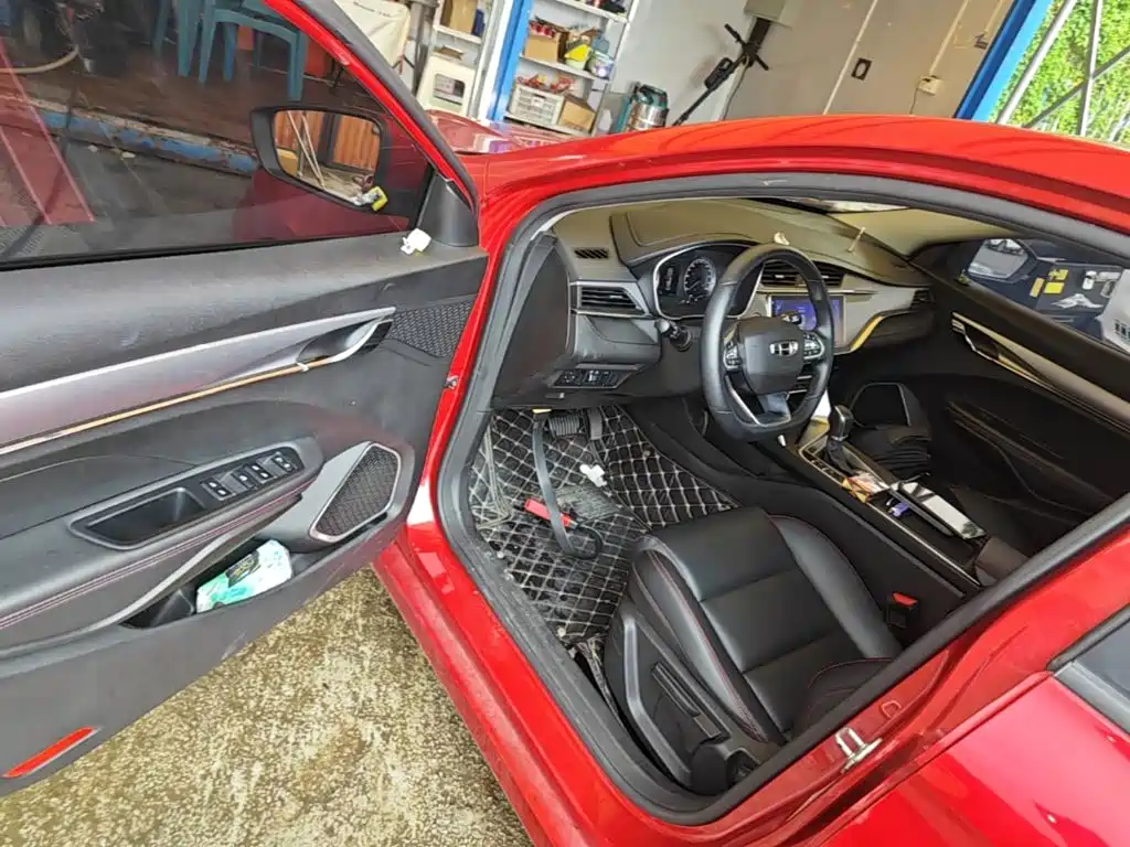 Geely Emgrand — миниатюра 16