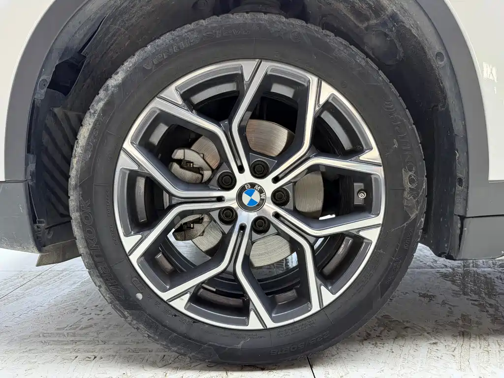 BMW X1 — миниатюра 8