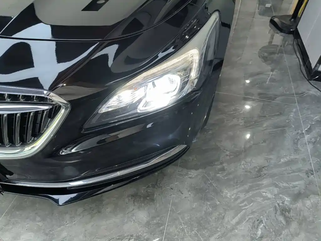 Buick LaCrosse — миниатюра 24