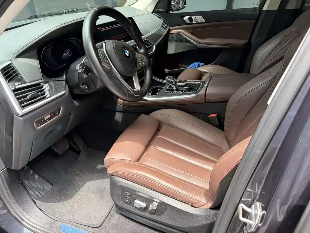 BMW X7 — миниатюра 6
