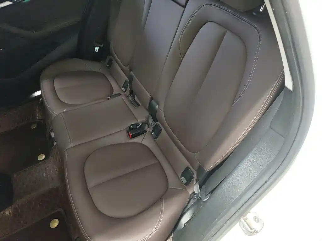 BMW X1 — миниатюра 10
