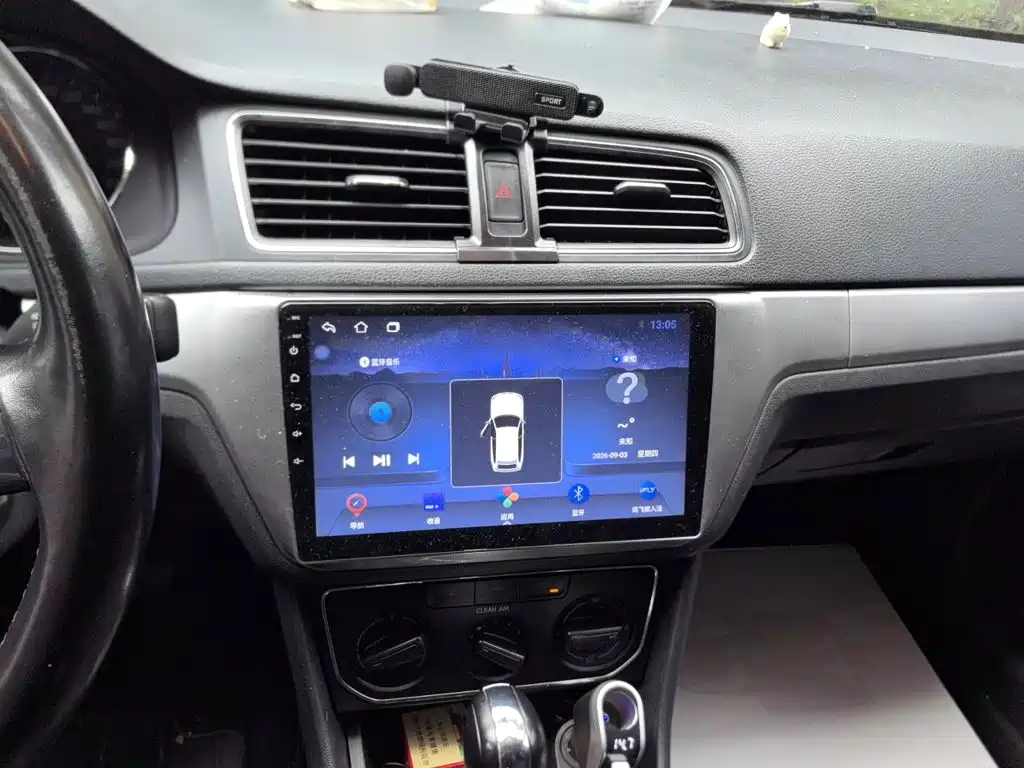 Volkswagen Lavida — миниатюра 9