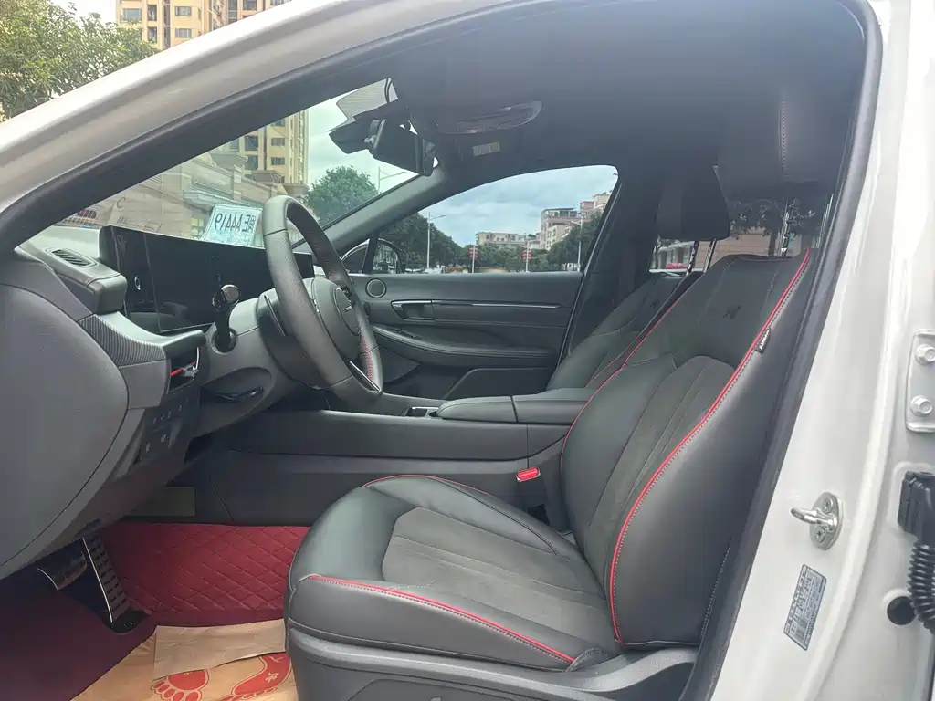 Hyundai Sonata — миниатюра 5