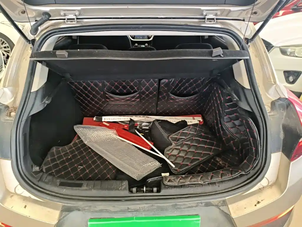 Geely Emgrand GS — миниатюра 19