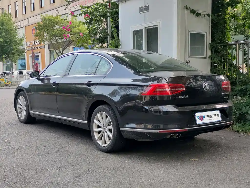 Volkswagen Magotan 2018 330TSI DSG Lead