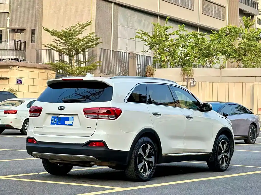 Kia Sorento — миниатюра 6