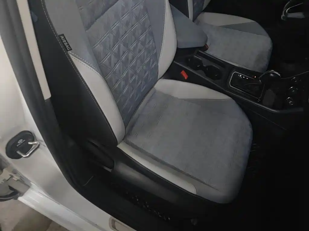 Volkswagen Lavida — миниатюра 25