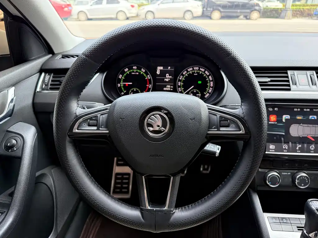 Skoda Octavia — миниатюра 13