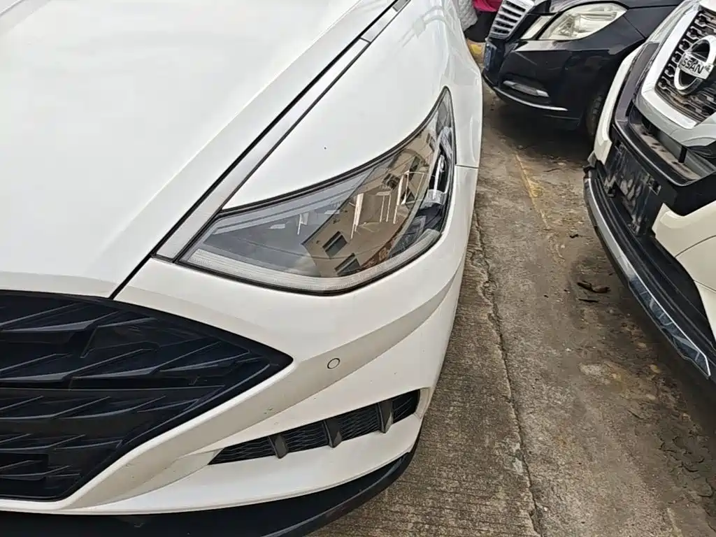 Hyundai Sonata — миниатюра 24