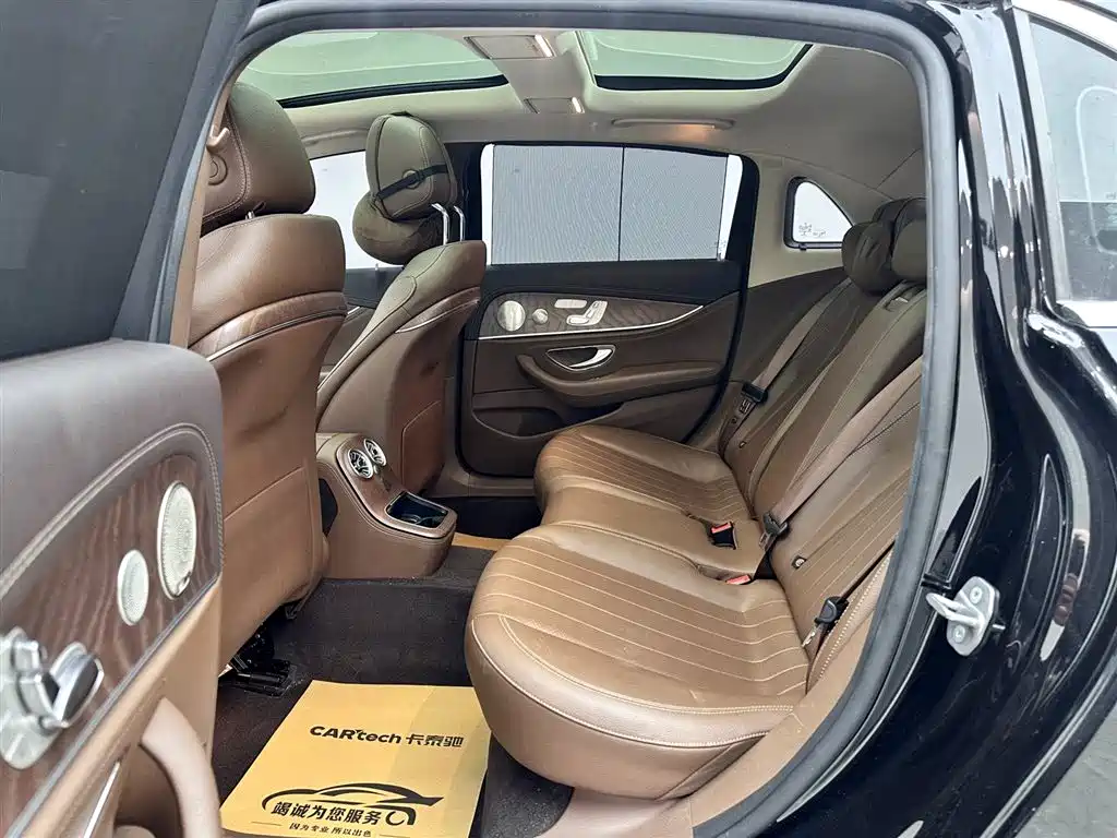 MERCEDES-BENZ E CLASS