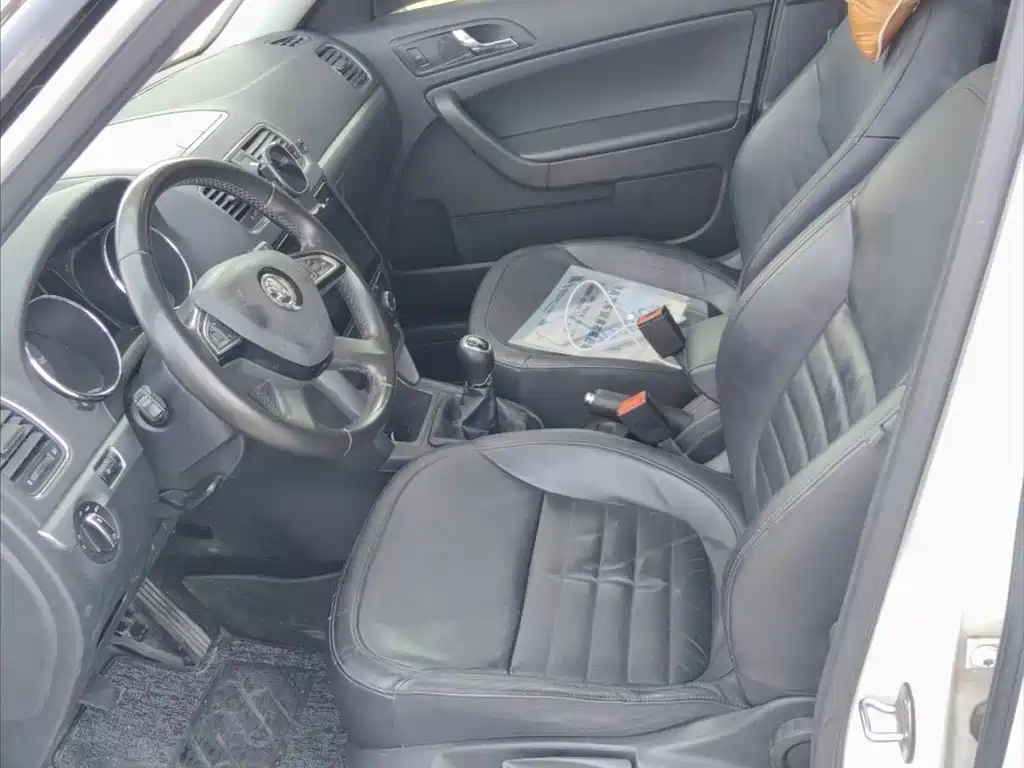 Skoda Yeti — миниатюра 4