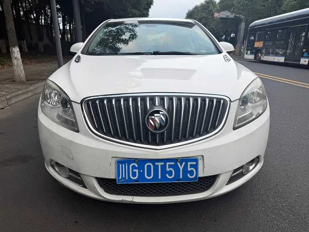 Buick Excelle — миниатюра 2