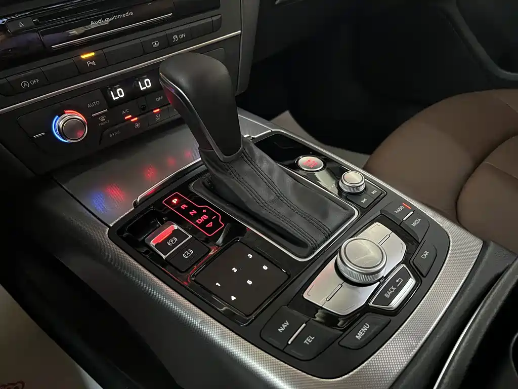 Audi A6L — миниатюра 6