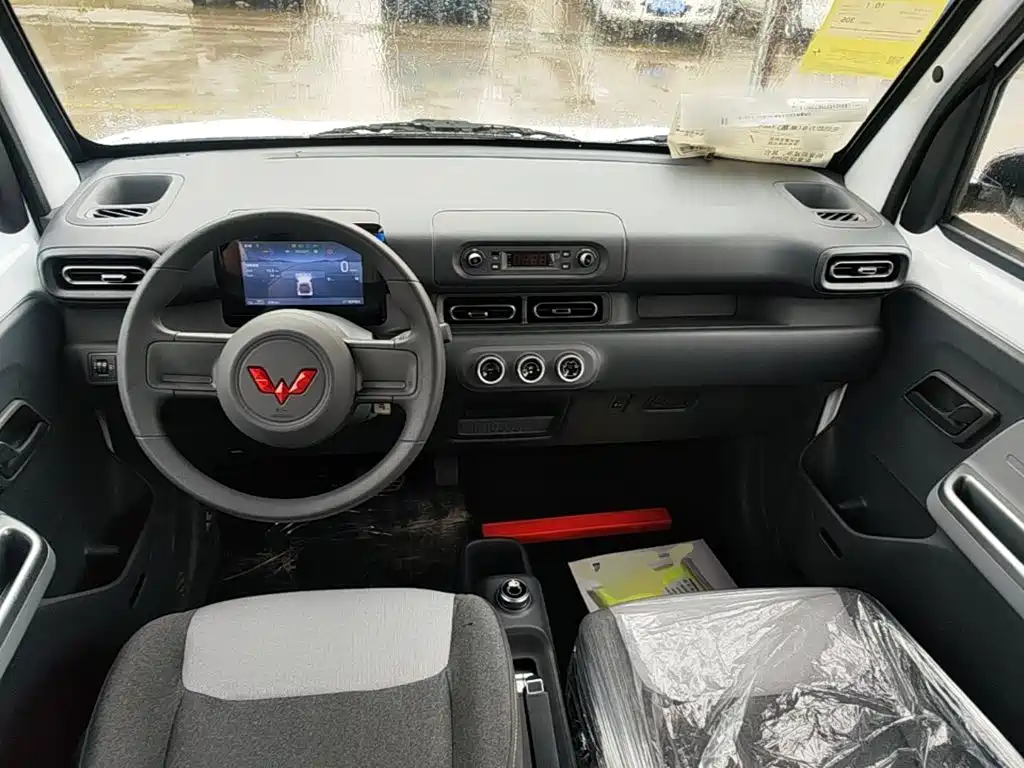 Wuling Sunshine EV 2025 305km