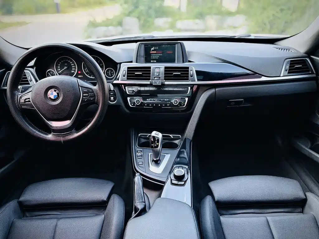 BMW 3 Series GT — миниатюра 8