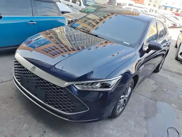 2023 BYD Qin
