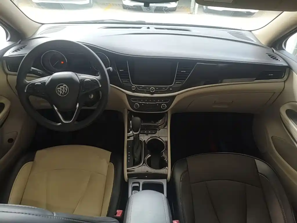 Buick Verano — миниатюра 10
