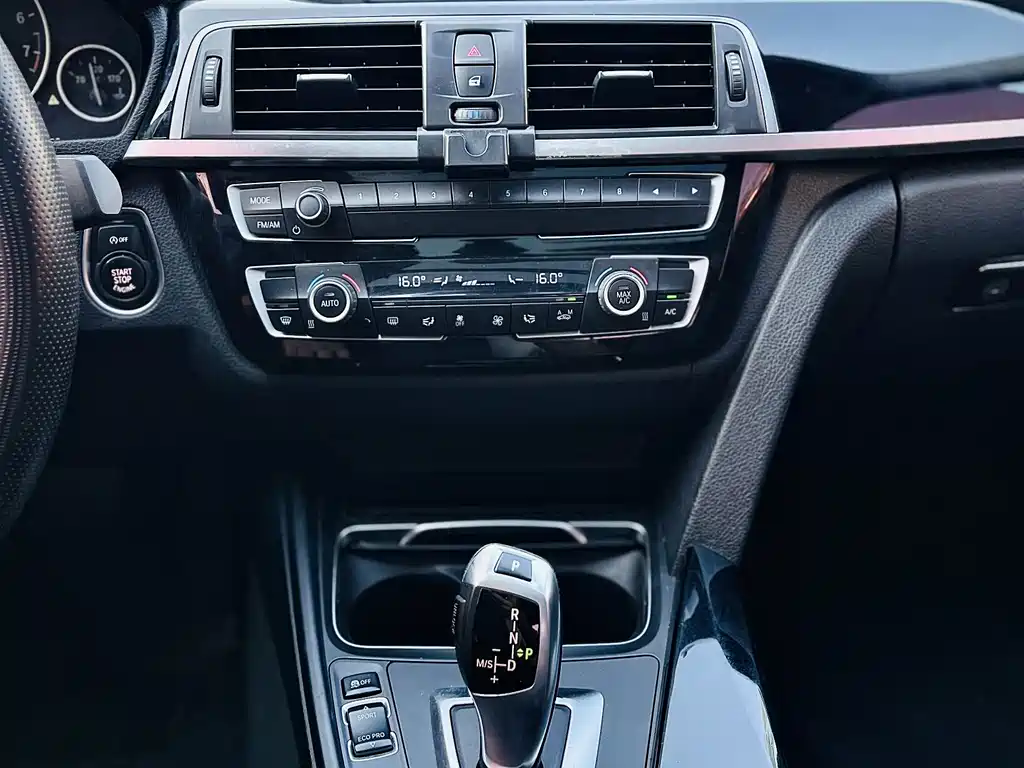 BMW 3 Series GT — миниатюра 10