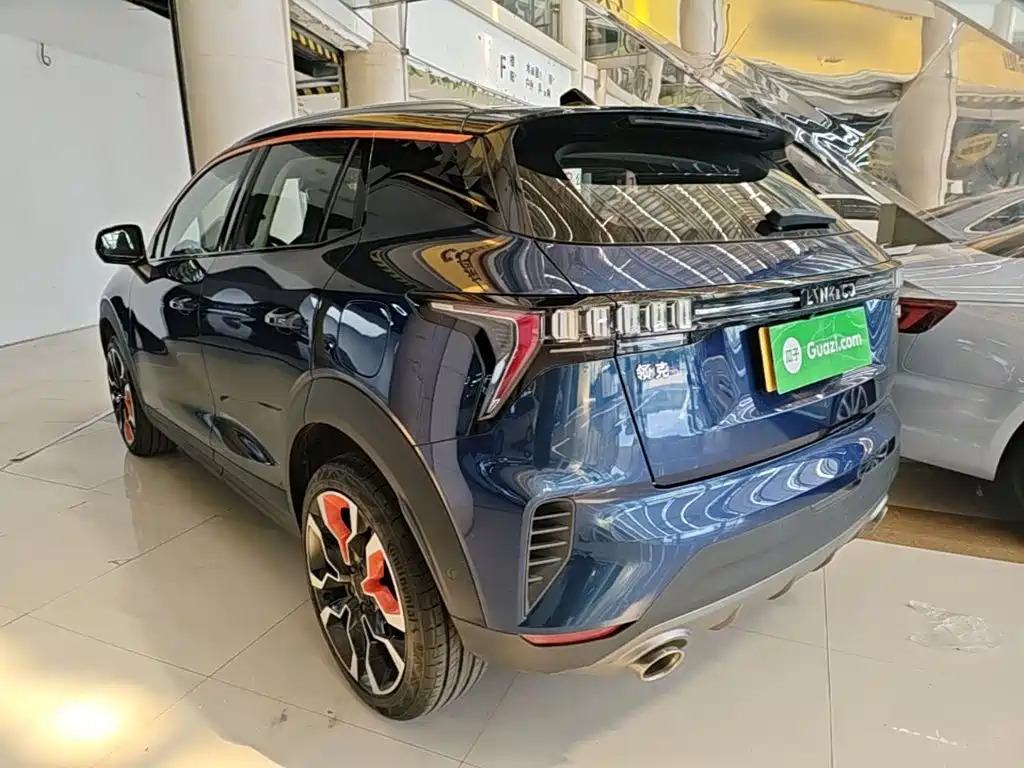 Lynk & Co 06 — миниатюра 5