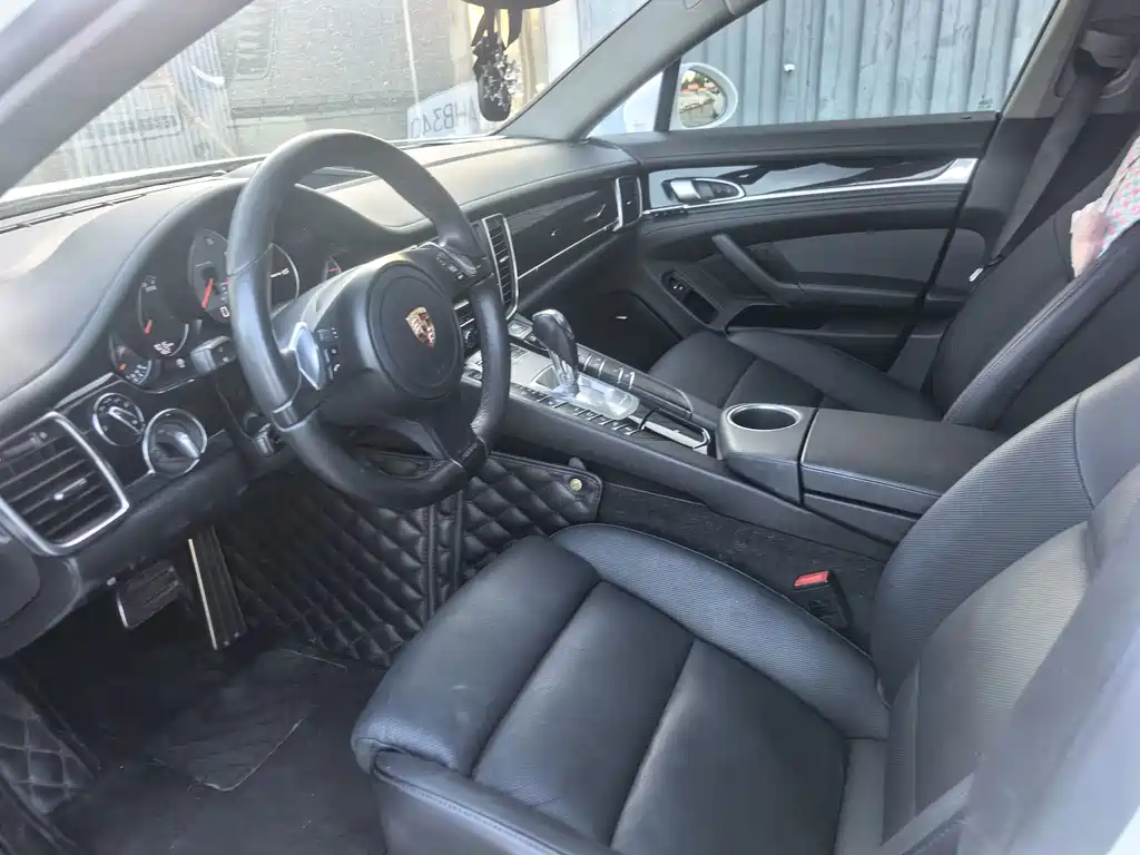 Porsche Panamera — миниатюра 4