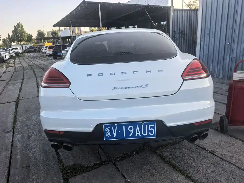 Porsche Panamera — миниатюра 11