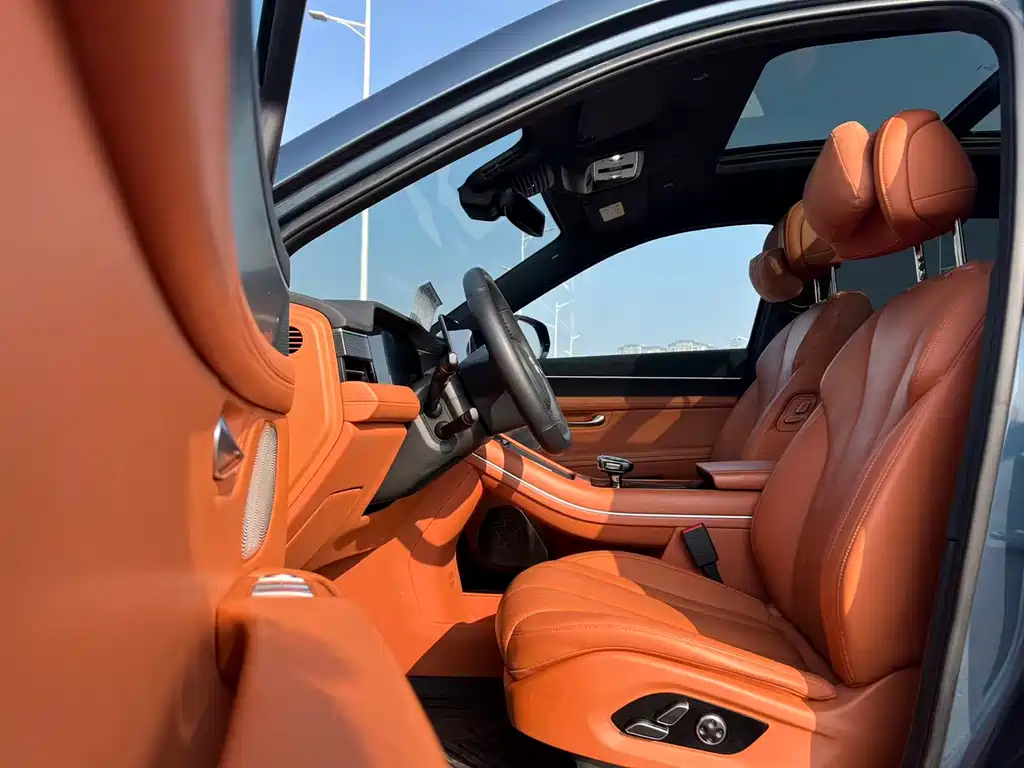 AITO ASK THE WORLD M7