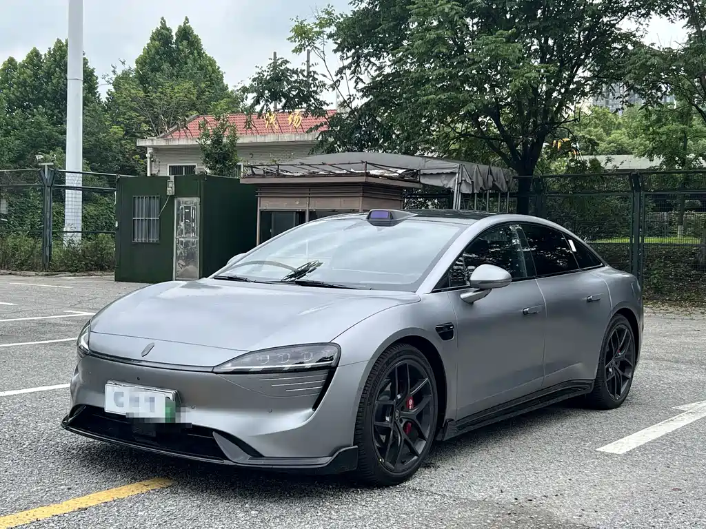 Luxeed Zhijie S7 2025