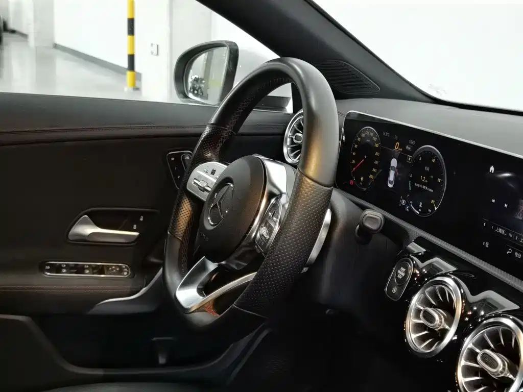 Mercedes-Benz CLA (Import) — миниатюра 22