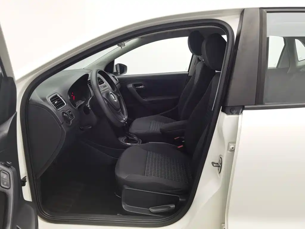Volkswagen Polo — миниатюра 10