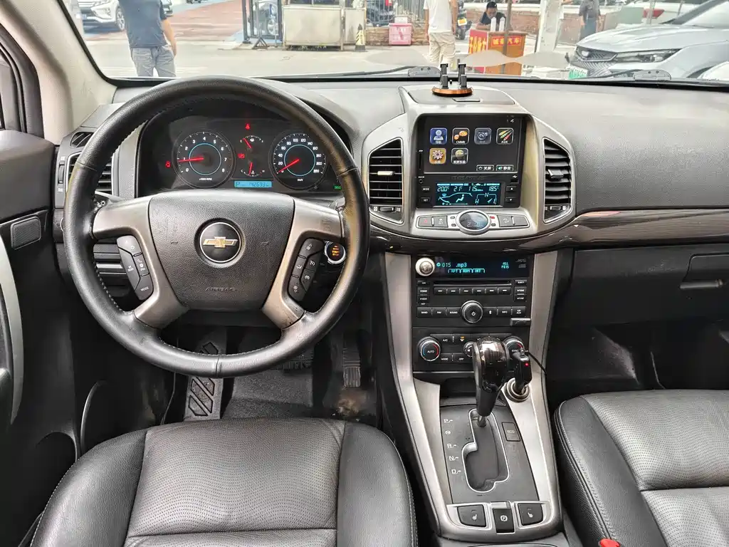 Chevrolet Captiva — миниатюра 5